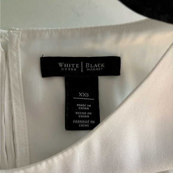 White House Black Market blouse - Picture 3 of 3